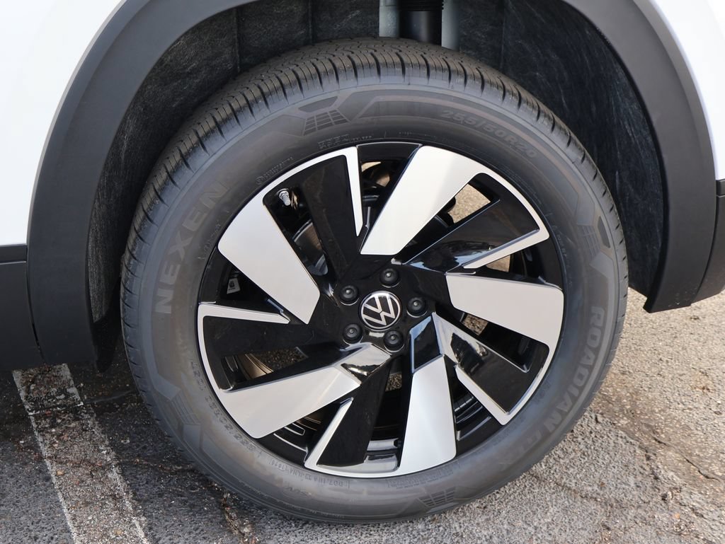 New 2026 Volkswagen Atlas Cross Sport SE AWD/4WD image 39