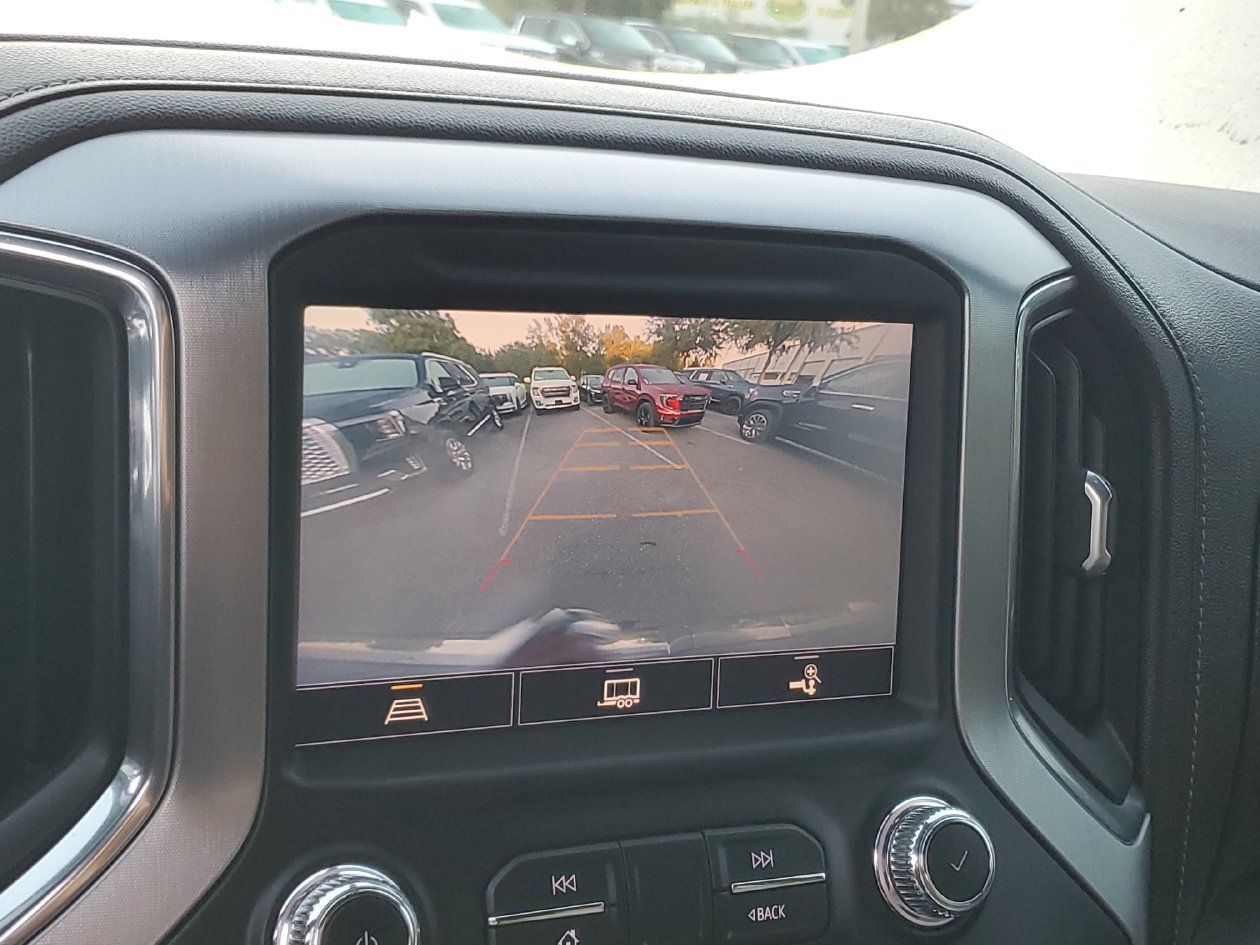 Used 2022 GMC Sierra 1500 SLT AWD/4WD image 23