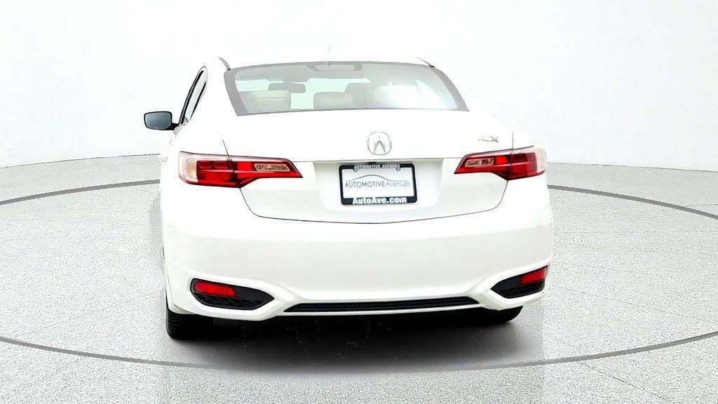 Used 2017 Acura ILX w/ Premium Package FWD image 6