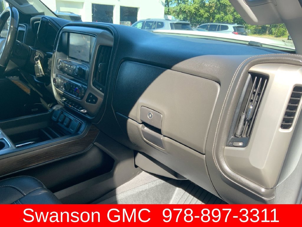 Certified 2019 GMC Sierra 2500 Denali w/ Duramax Plus Package AWD/4WD image 29