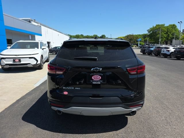 New 2026 Chevrolet Blazer LT w/ Sound & Technology Package AWD/4WD image 3