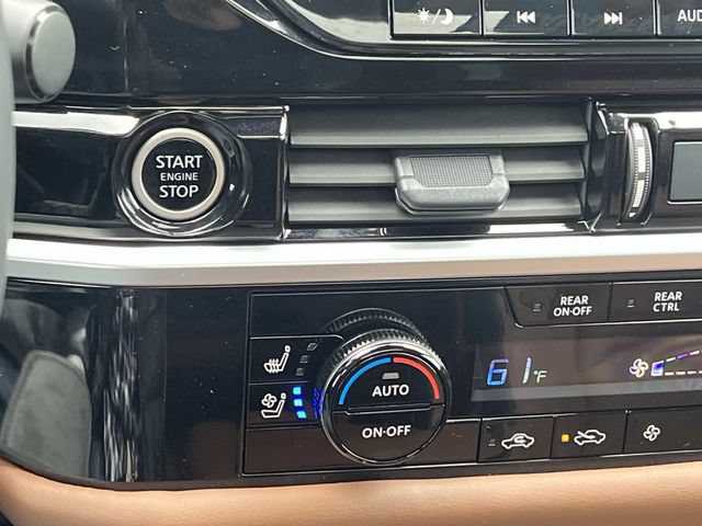 Used 2024 Nissan Pathfinder Platinum w/ Cargo Package AWD/4WD image 27