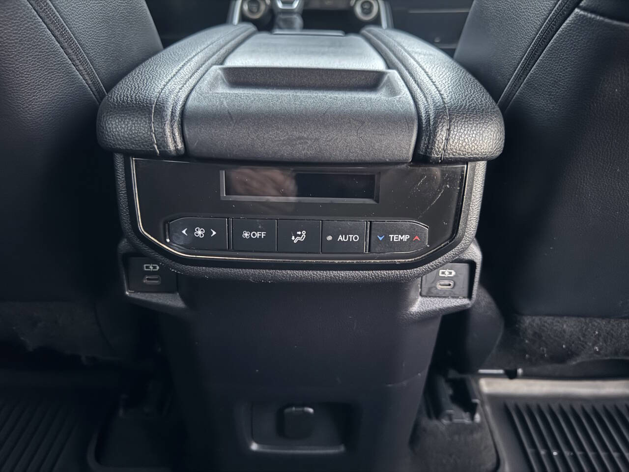 Used 2024 Toyota Grand Highlander AWD image 22