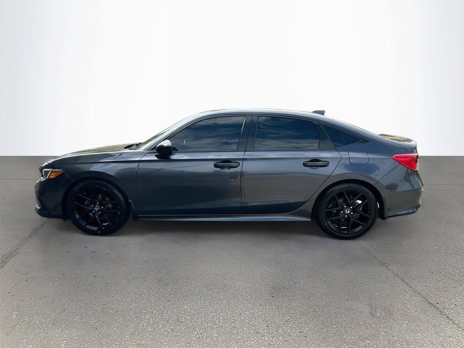 Used 2023 Honda Civic Sport image 7