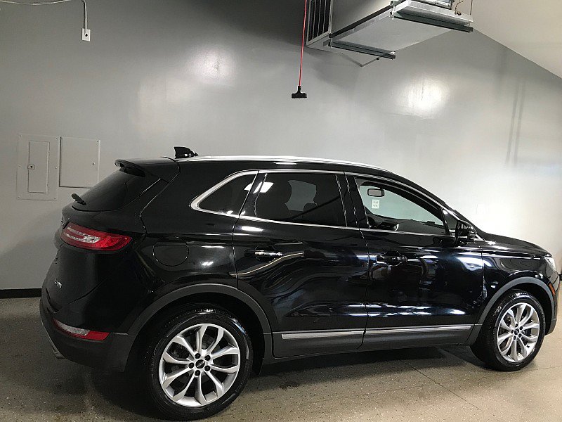 Used 2016 Lincoln MKC Select w/ Select Plus Package AWD/4WD image 3