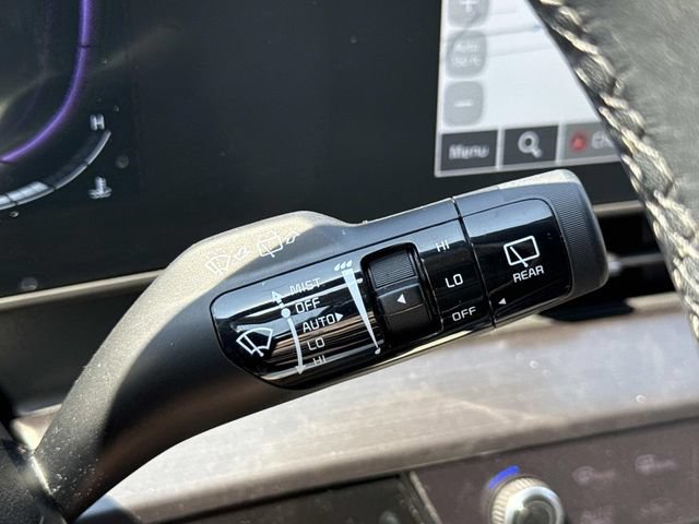 Used 2025 Kia Sportage EX w/ Premium Package FWD image 26