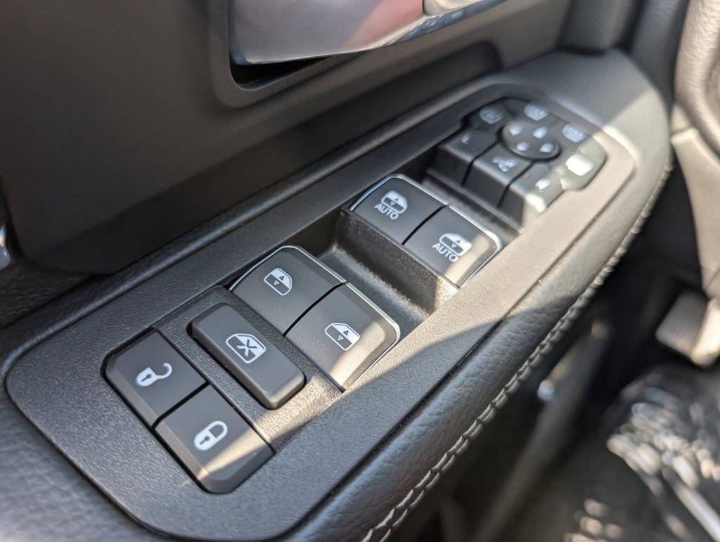 New 2026 RAM 3500 Laramie image 39