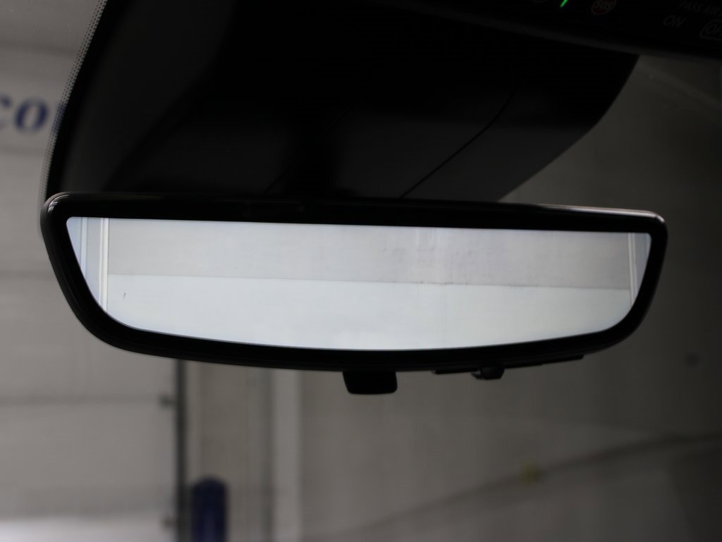 Used 2025 GMC Sierra 1500 Denali Ultimate image 28