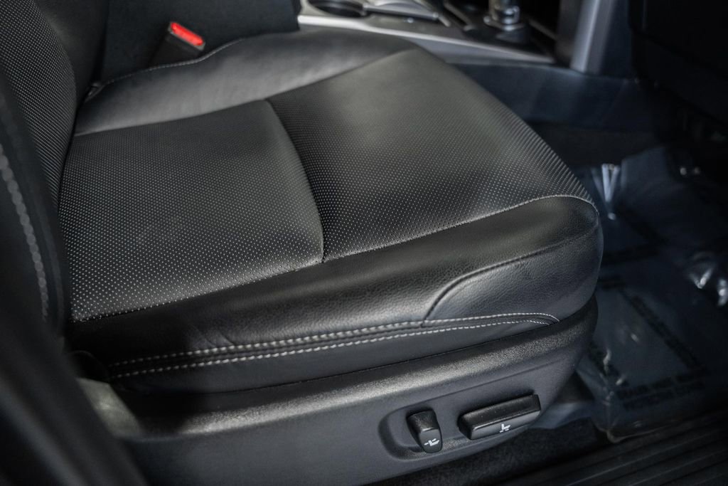 Used 2023 Toyota 4Runner Limited image 35