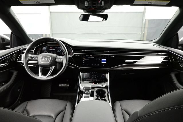 Used 2025 Audi Q8 Premium Plus AWD/4WD image 19
