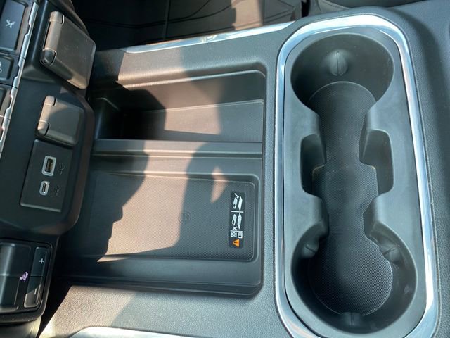 Used 2020 Chevrolet Silverado 1500 High Country image 18