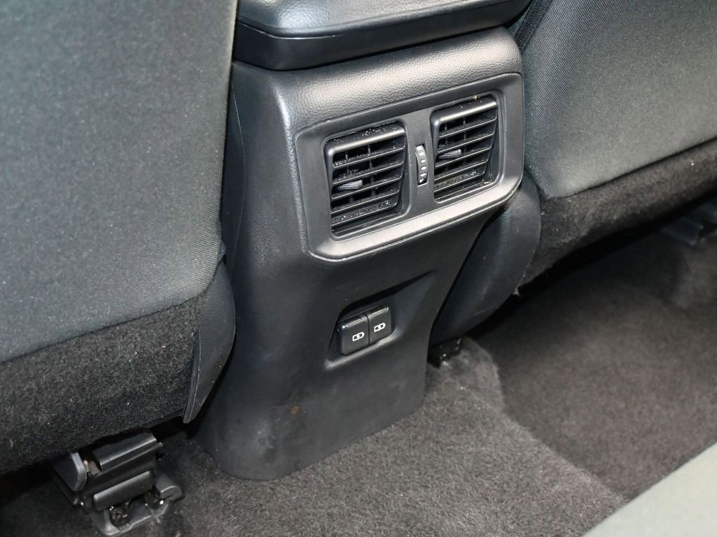 Used 2024 Toyota RAV4 XLE image 35