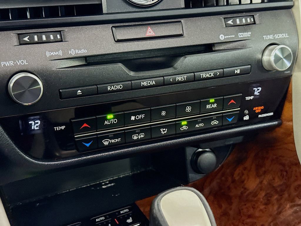 Used 2018 Lexus RX 450hL Premium image 16