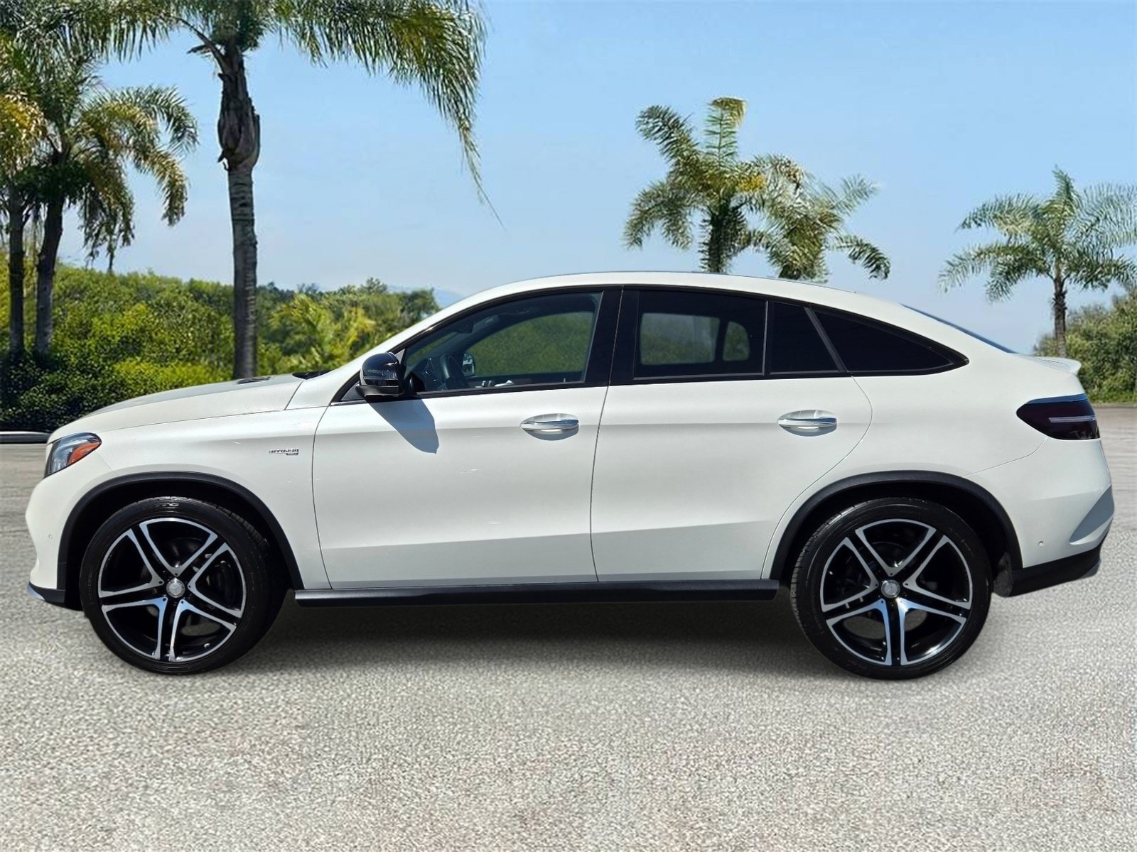 Used 2017 Mercedes-Benz GLE 43 AMG 4MATIC Coupe image 2