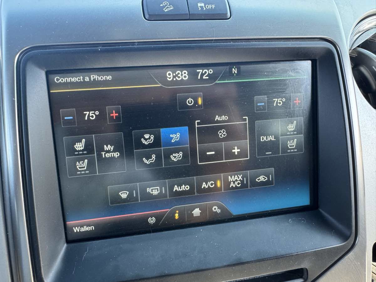 Used 2014 Ford F150 FX4 w/ Equipment Group 402A Luxury AWD/4WD image 31