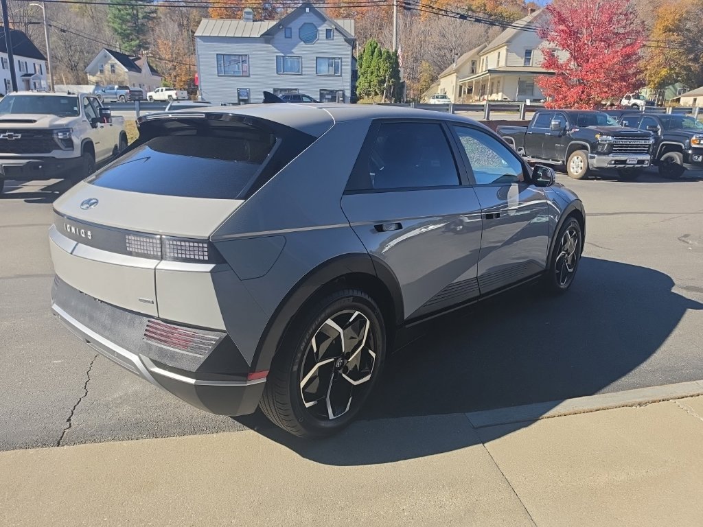 Used 2023 Hyundai Ioniq 5 SEL w/ Cargo Package AWD/4WD image 6