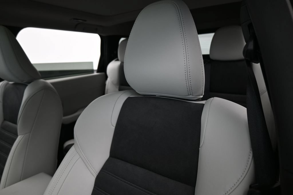 New 2026 Mitsubishi Outlander SE FWD image 18