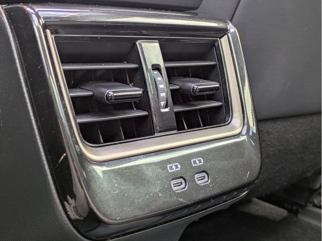 Used 2025 Toyota Crown AWD/4WD image 29