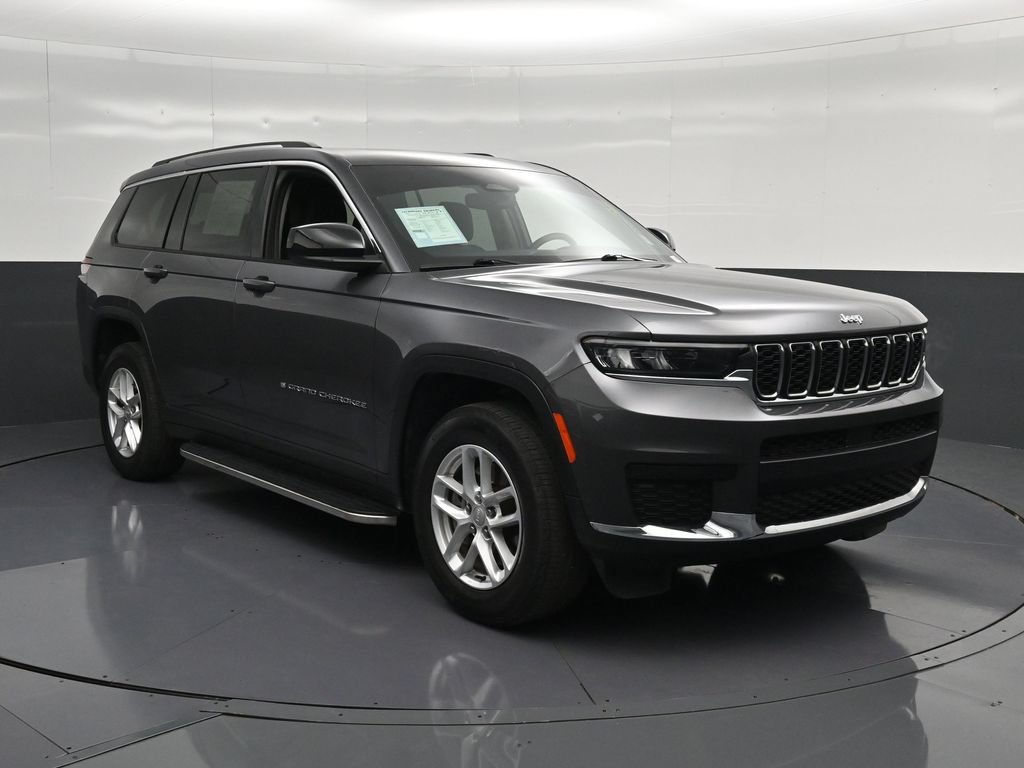 Used 2024 Jeep Grand Cherokee L Laredo RWD image 5
