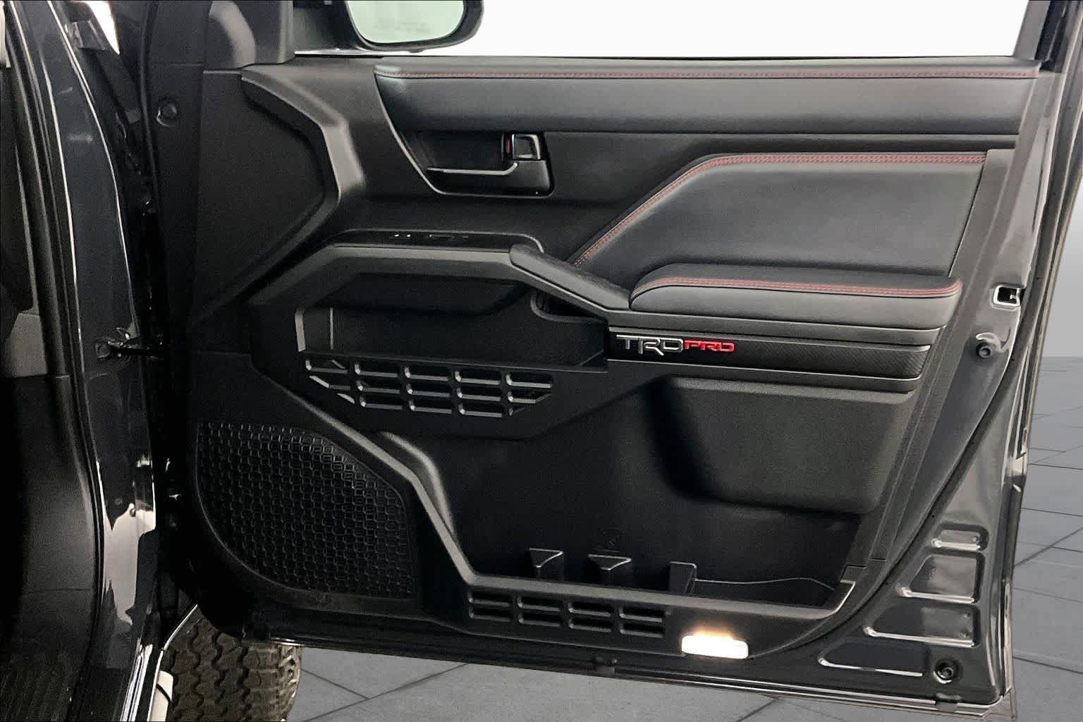 Used 2025 Toyota Tacoma TRD Pro AWD/4WD image 22