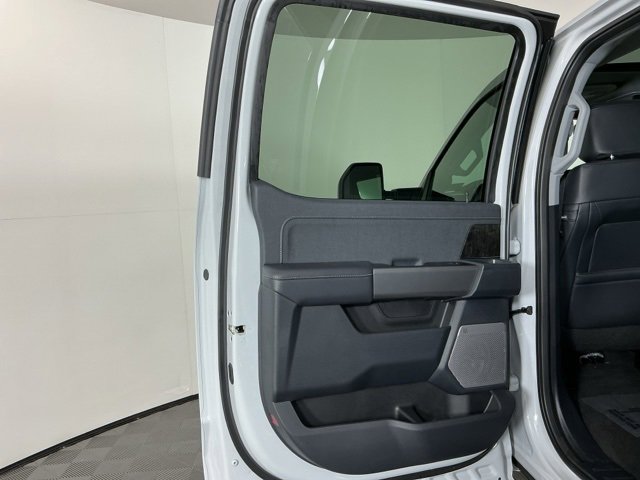 New 2026 Ford F350 Lariat image 32