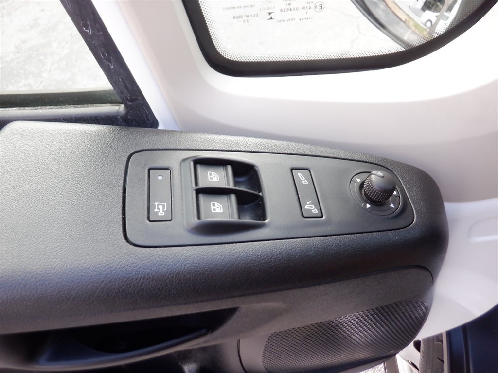 Used 2021 RAM ProMaster 1500 FWD image 13