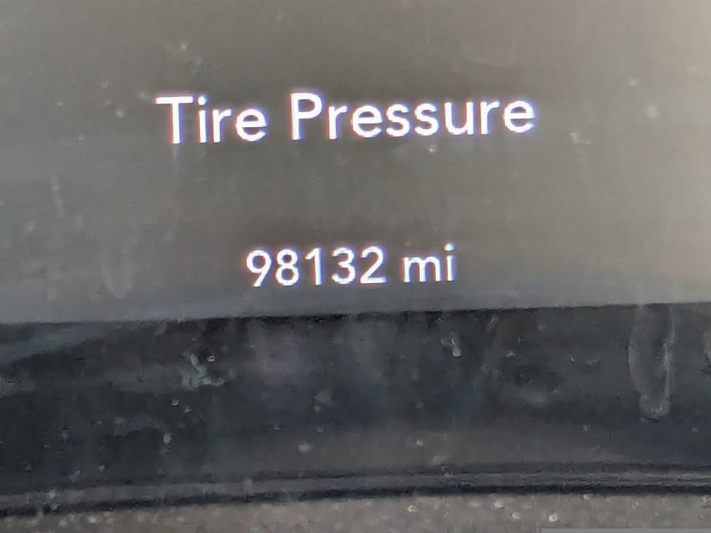 Used 2020 Dodge Challenger SXT image 25