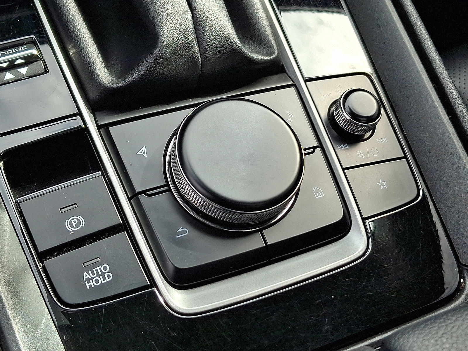 Used 2024 MAZDA CX-50 AWD 2.5 Turbo image 26