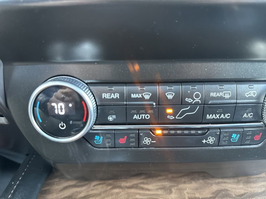 Used 2021 Ford Expedition Platinum image 23