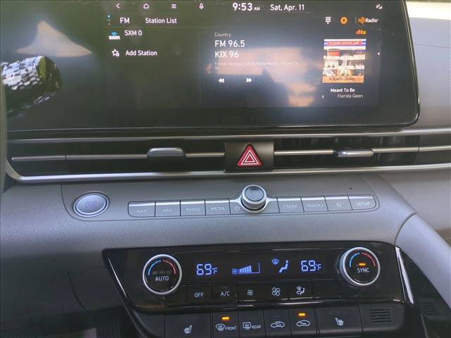 Certified 2023 Hyundai Elantra SEL w/ Convenience Package image 15