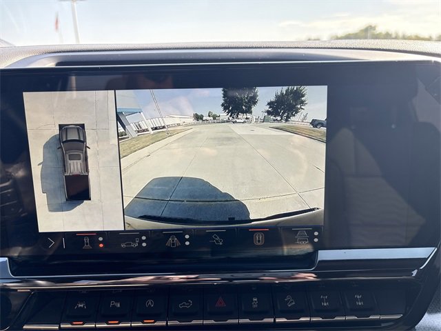 Used 2024 Chevrolet Silverado 1500 ZR2 w/ Technology Package image 33