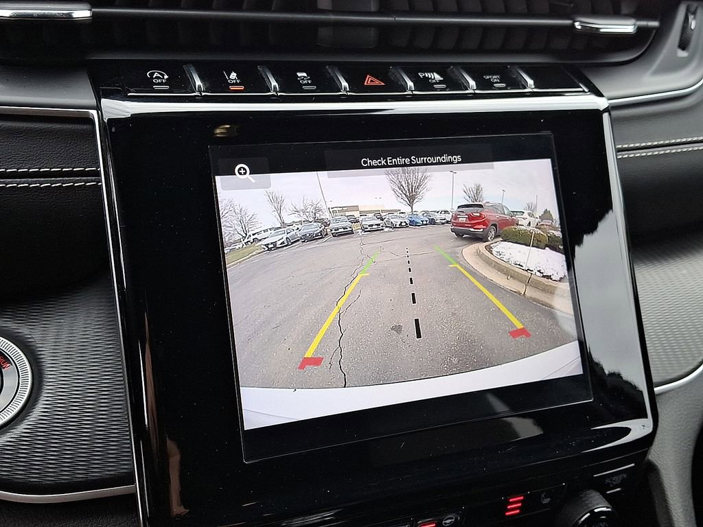 Used 2023 Jeep Grand Cherokee L Altitude image 19