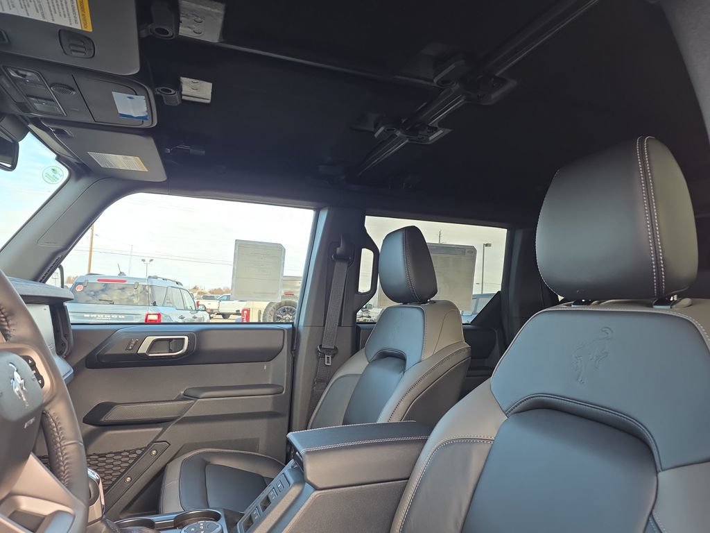 New 2025 Ford Bronco Outer Banks AWD/4WD image 17