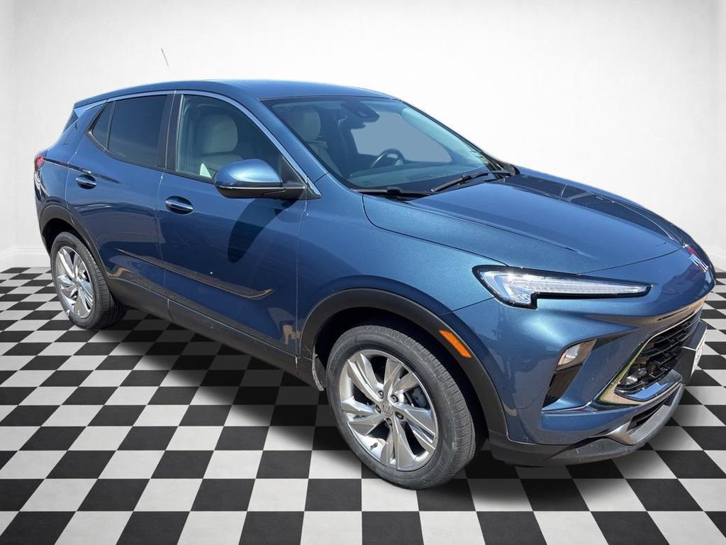 Certified 2024 Buick Encore GX Preferred FWD image 32