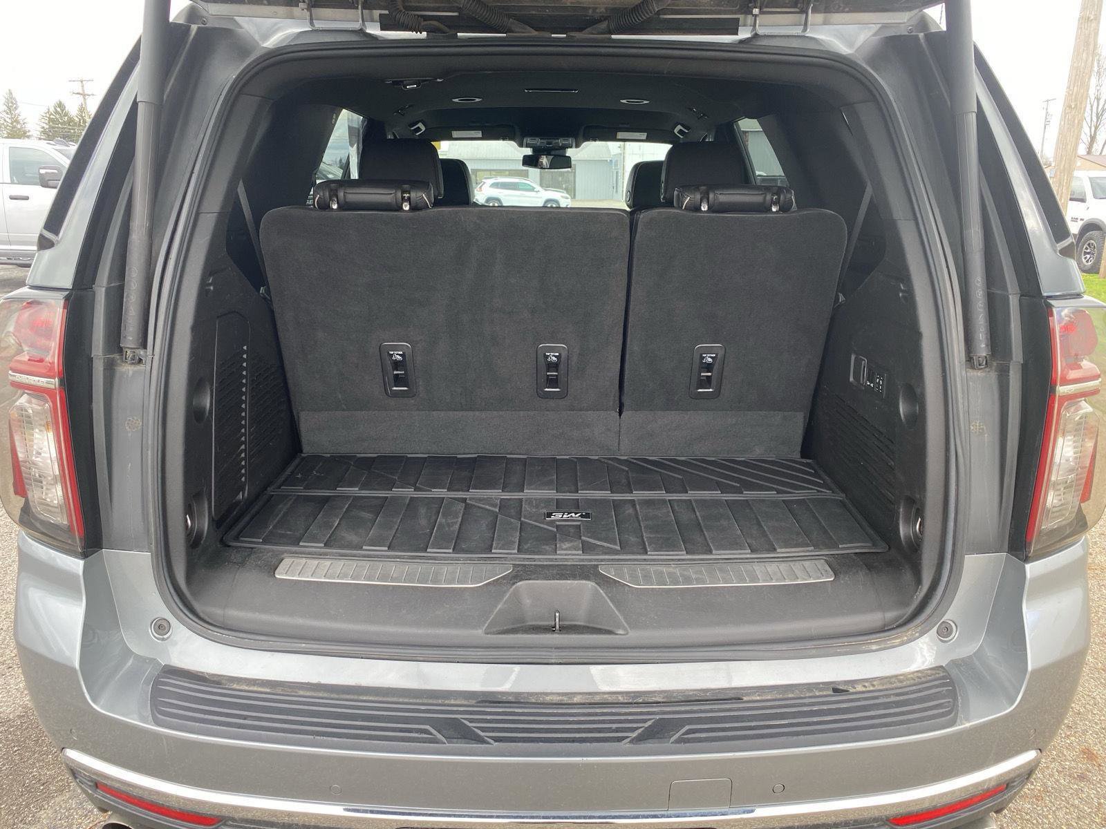 Used 2023 Chevrolet Tahoe Premier image 32