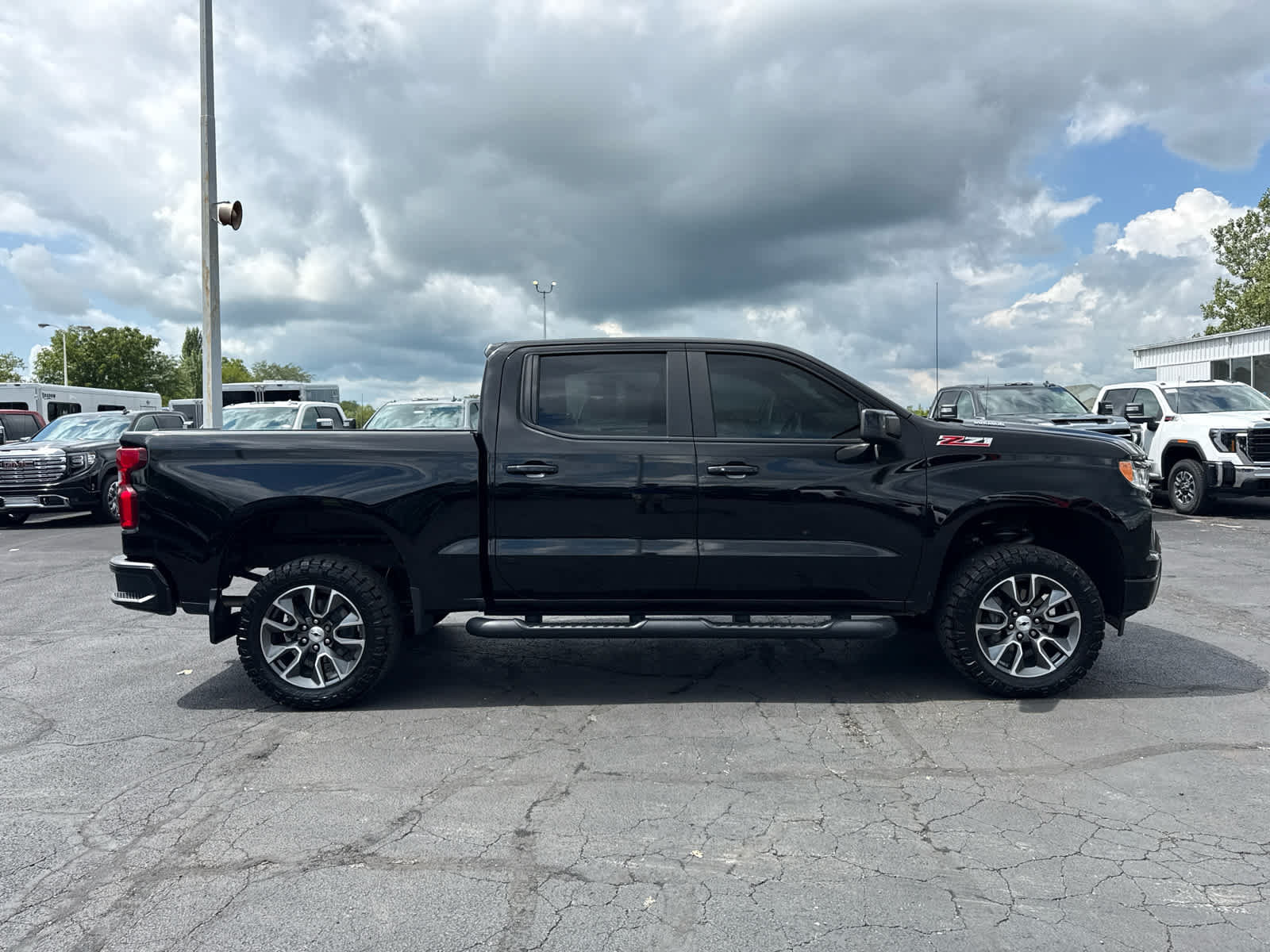 Used 2022 Chevrolet Silverado 1500 RST w/ True North Edition Plus AWD/4WD image 6