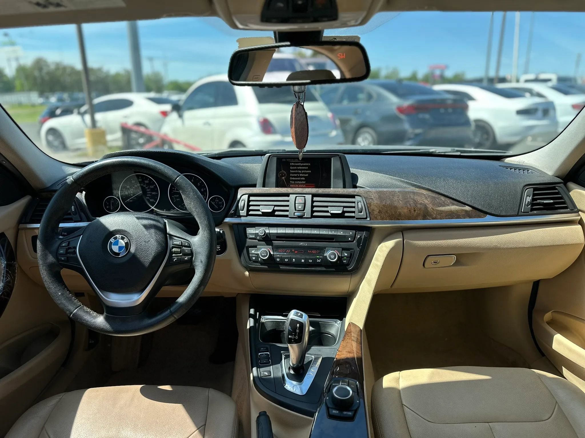 Used 2015 BMW 328i Sedan RWD image 12