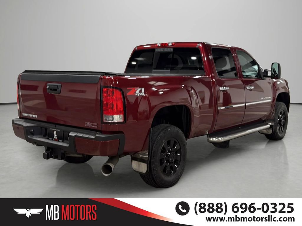 Used 2014 GMC Sierra 3500 Denali AWD/4WD image 4