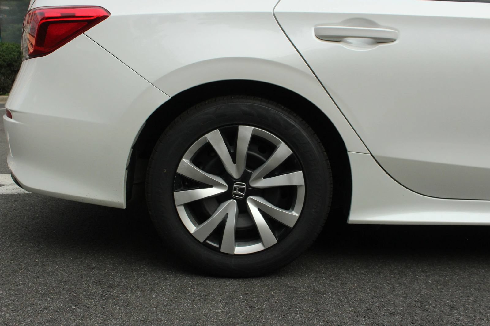 Used 2022 Honda Civic LX image 5