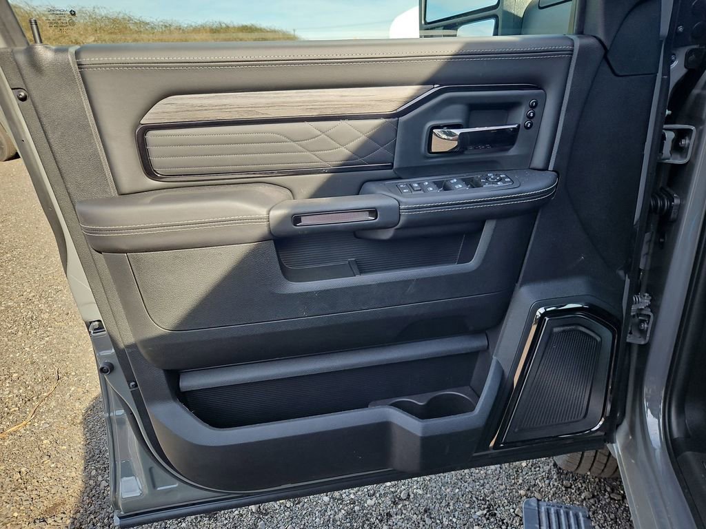 New 2026 RAM 3500 Limited image 11