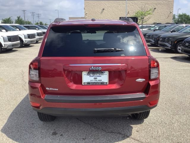 Used 2014 Jeep Compass Latitude FWD image 5