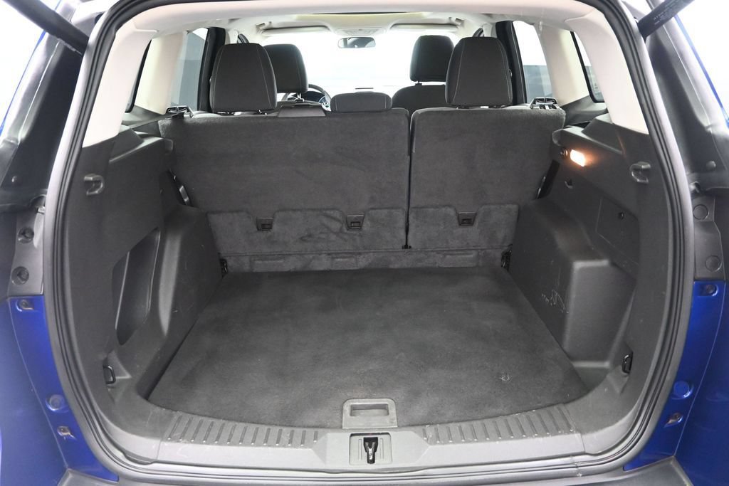 Used 2016 Ford Escape SE w/ Equipment Group 201A FWD image 32