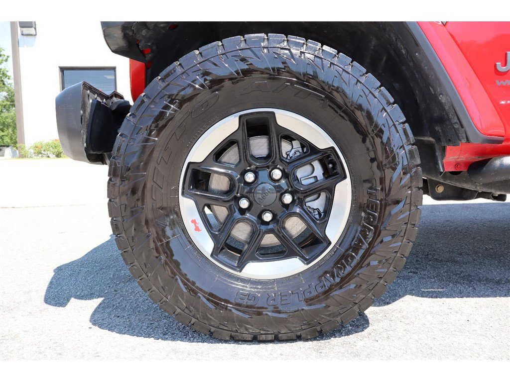 Used 2018 Jeep Wrangler Unlimited Rubicon AWD/4WD image 9