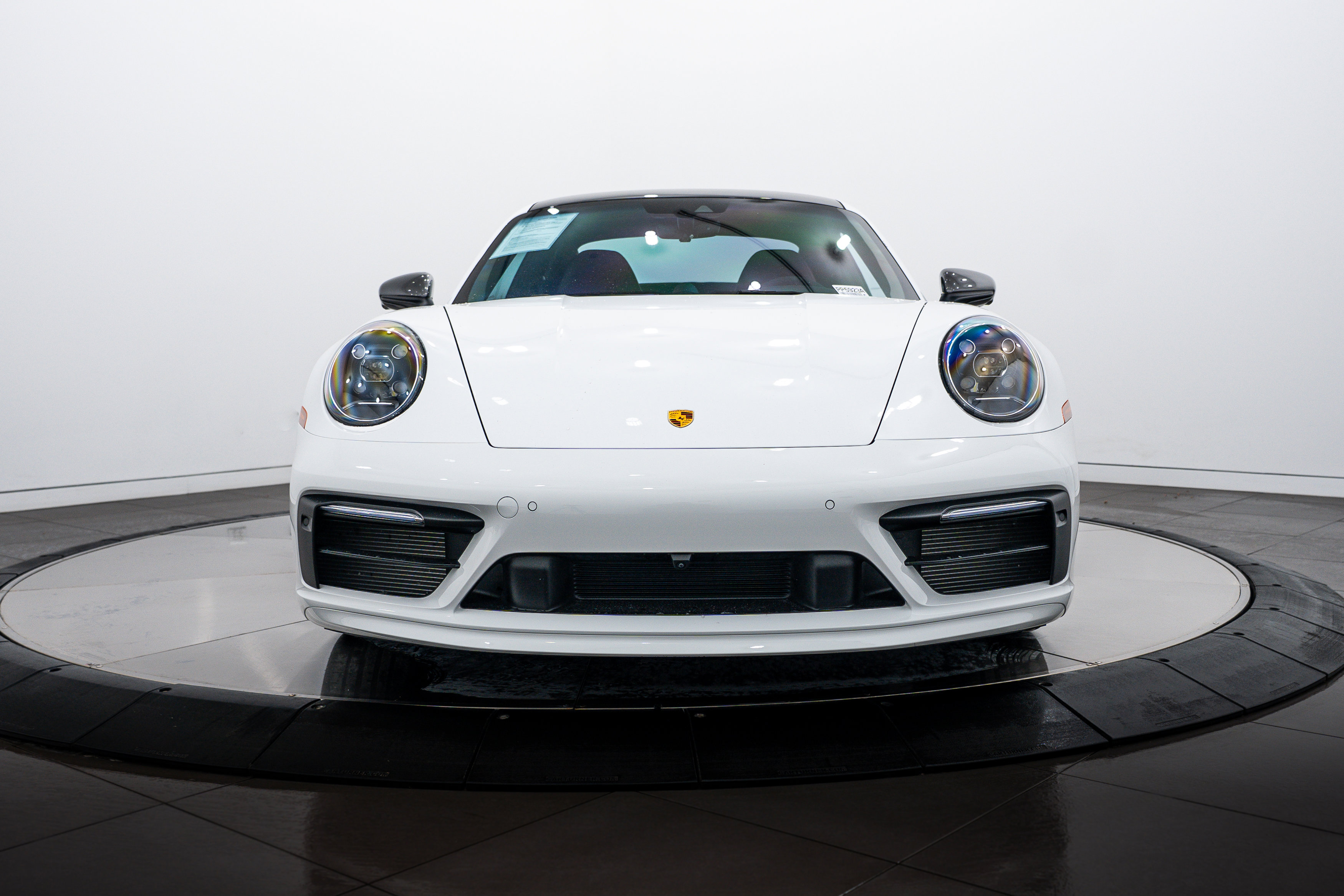 Certified 2024 Porsche 911 Carrera T image 10