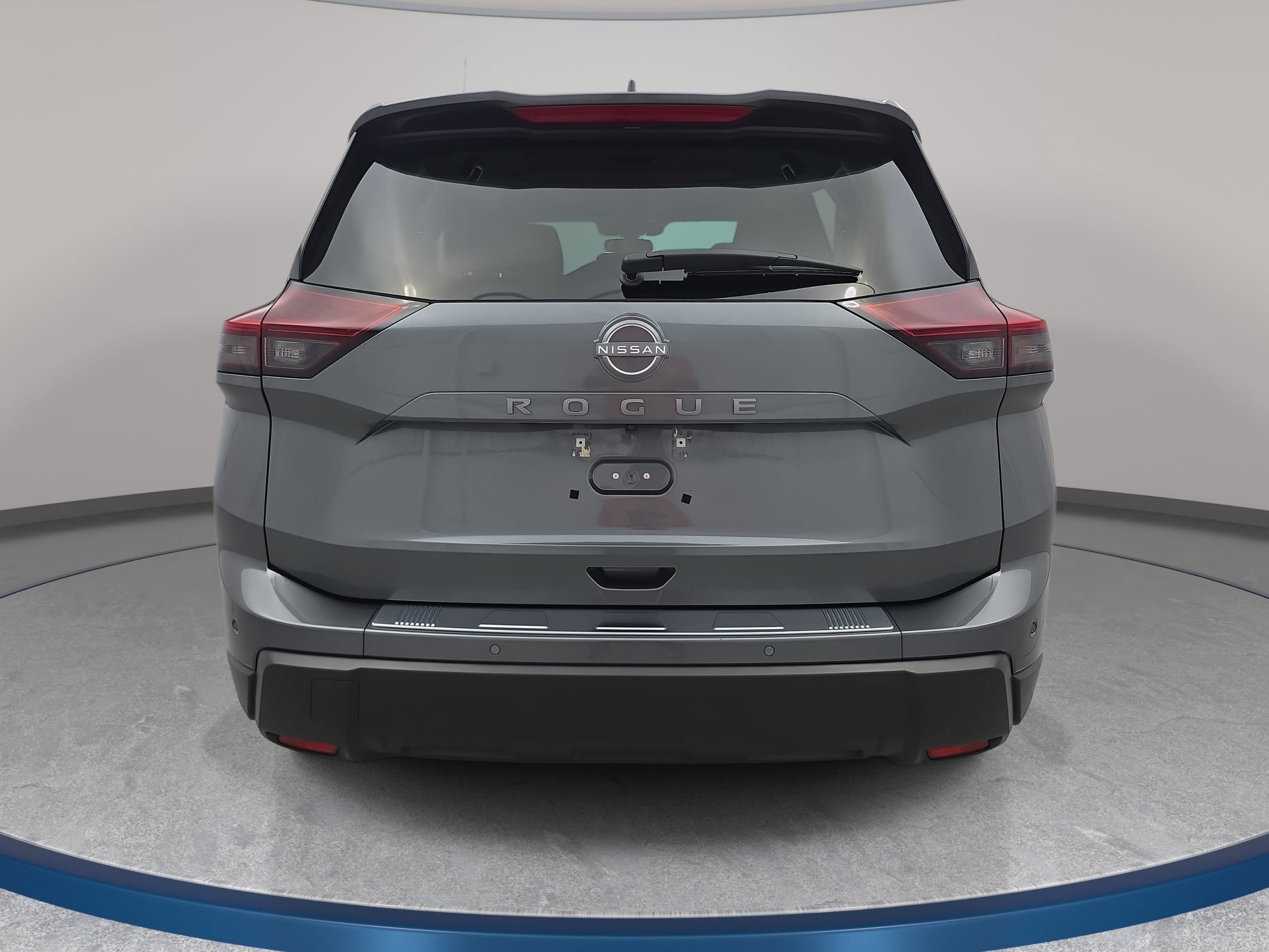 Certified 2026 Nissan Rogue SV FWD image 6