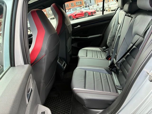 Used 2024 Volkswagen GTI SE w/ SE Leather Seats Package image 18