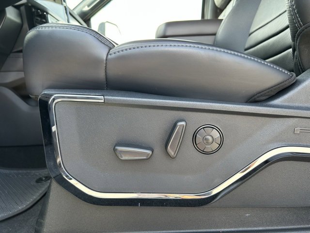 New 2025 Ford F250 Platinum image 11