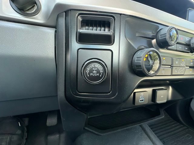 Used 2025 Ford F250 XL RWD image 15