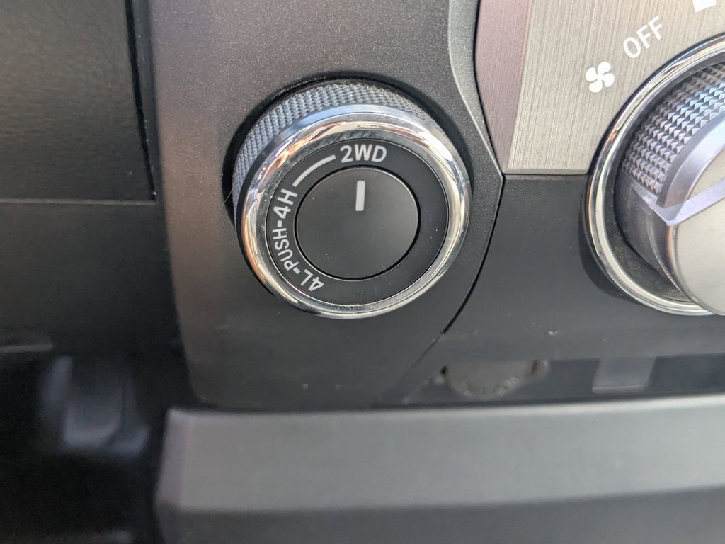 Used 2014 Toyota Tundra SR image 7