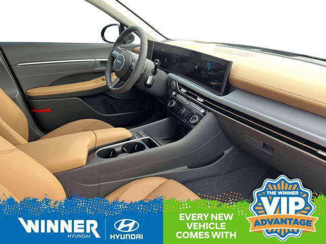 New 2025 Hyundai Sonata Limited image 16